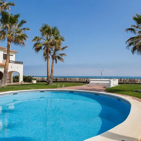 Nueva Playa Апартаменты *